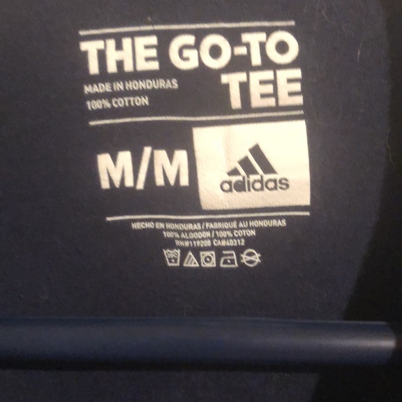 Cleveland cavaliers tee shirt. - Picture 6 of 6